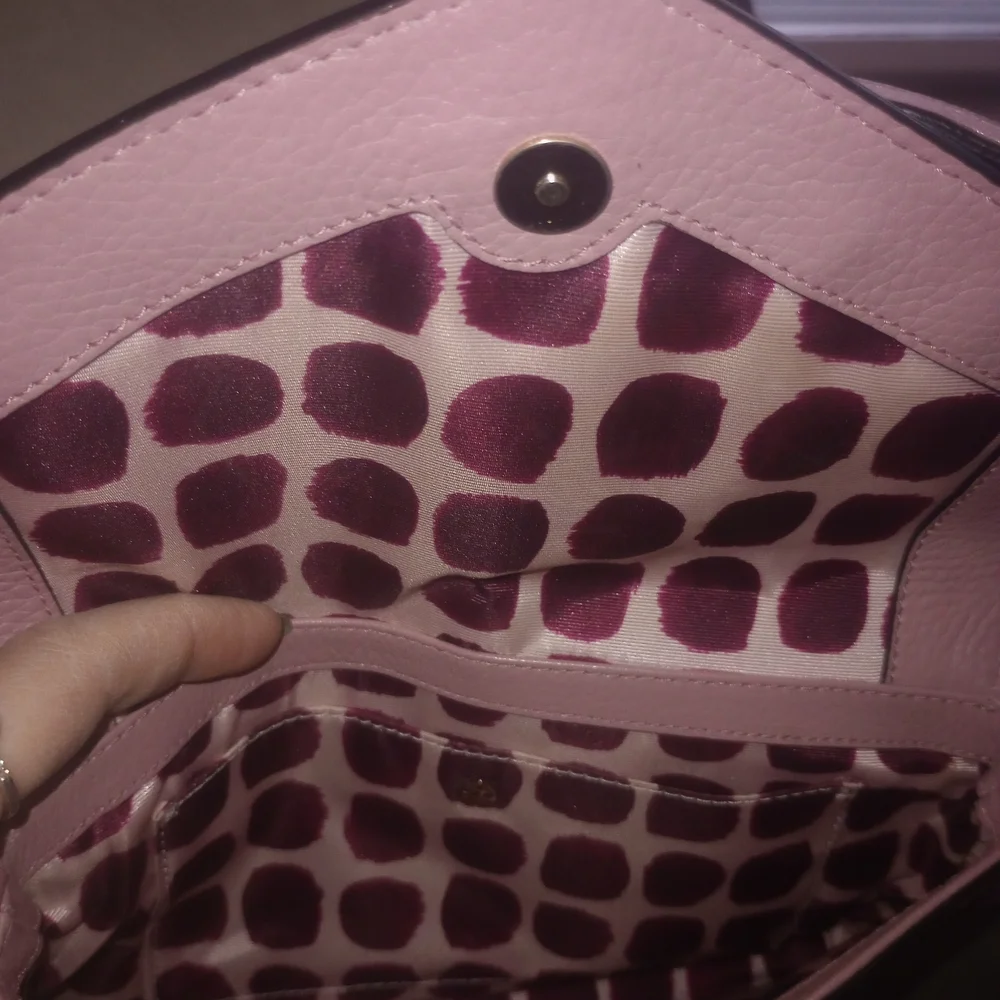 Kate Spade  New York Sadie Envelope crossbody Bag Pink Saffiano Leather - Picture 7 of 9